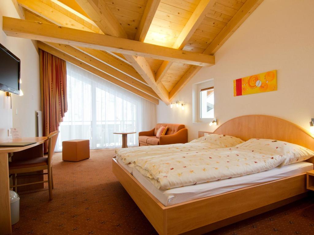Hotel Monte-Moro Saas-Almagell Phòng bức ảnh